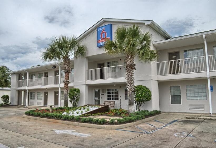 Studio 6pascagoula, Ms