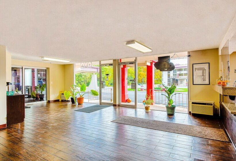 فندق على الطريق Americas Best Value Inn Moline