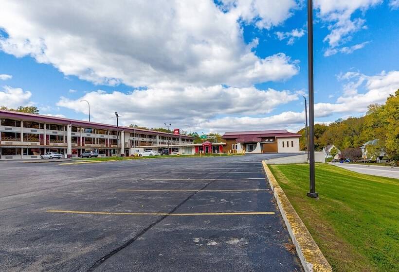 فندق على الطريق Americas Best Value Inn Moline