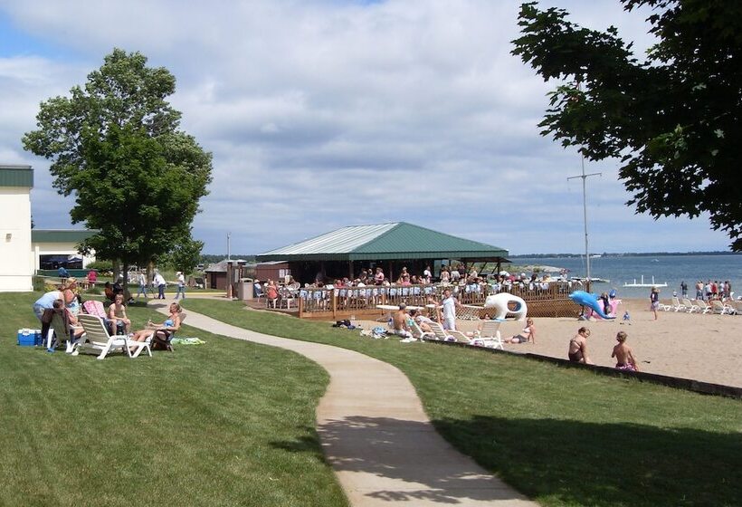 Tawas Bay Beach Resort