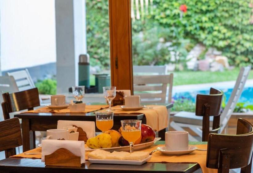 הוסטל La Morada Petit