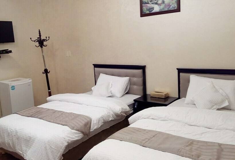 فندق صغير Sahari Palace