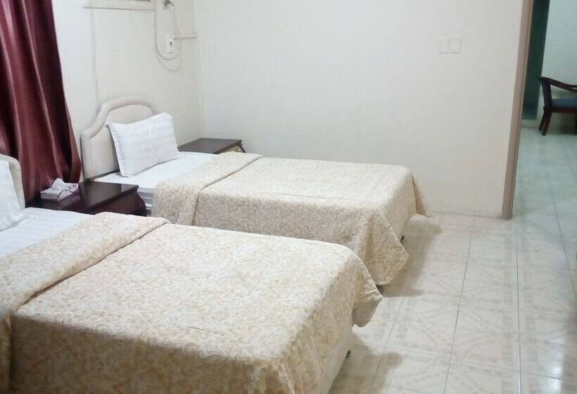 فندق صغير Sahari Palace