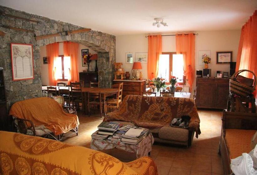 Bed and Breakfast Chambre D Hôte Chez Antoinette Et Charles