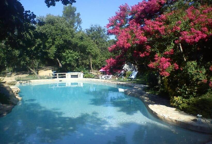 צימר La Bousquatière