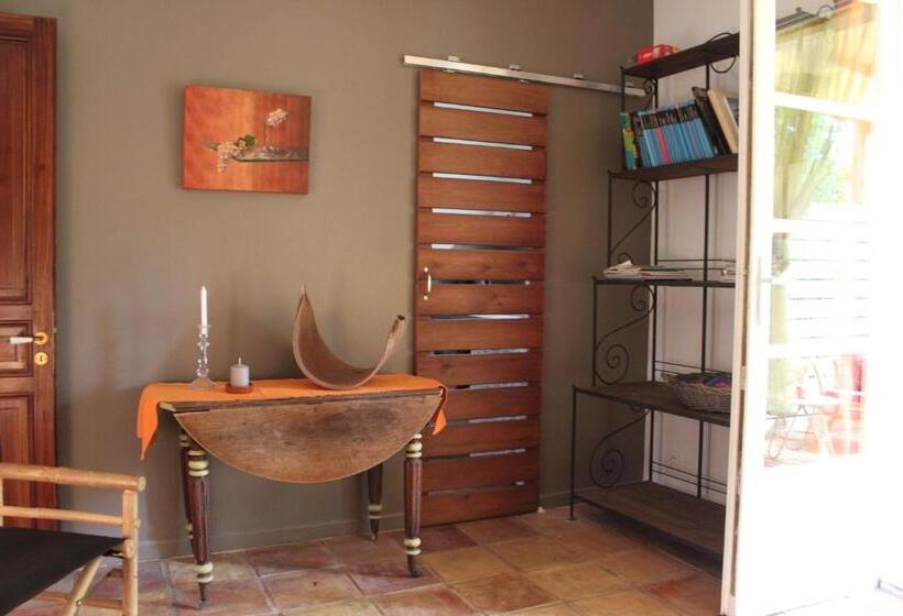 ベッドアンドブレックファースト La Bousquatière