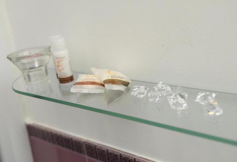 ベッドアンドブレックファースト Magic Rainbow