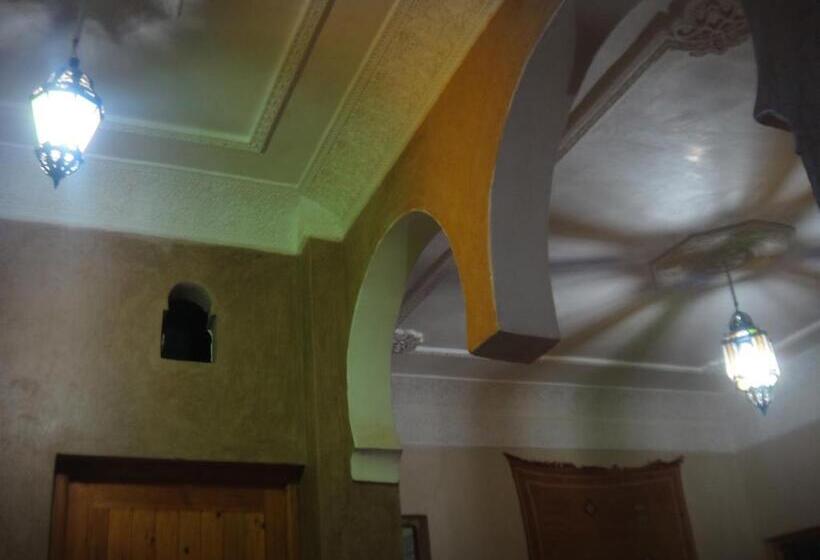 تختخواب و صبحانه Maison D Hôtes Le Ciel Bleu