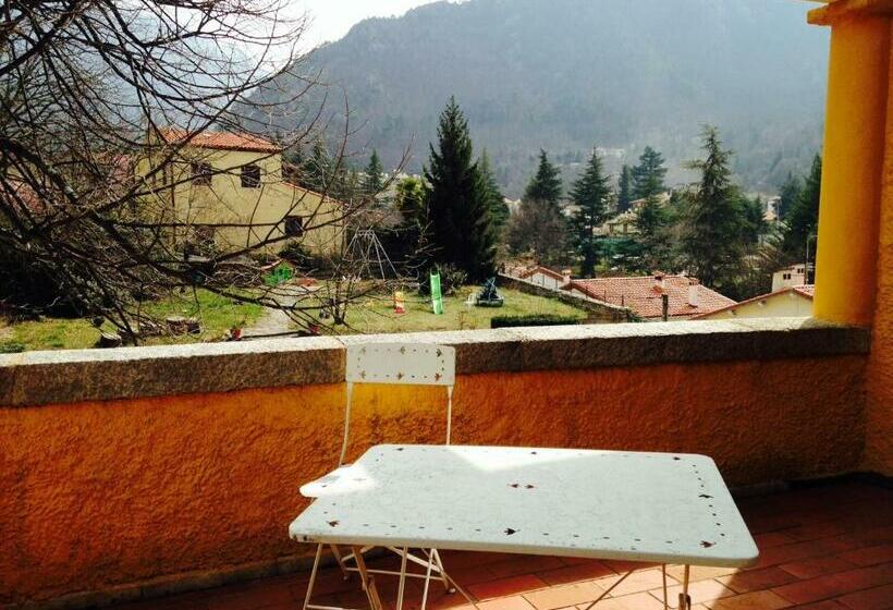 ベッドアンドブレックファースト Mas Des Baüs