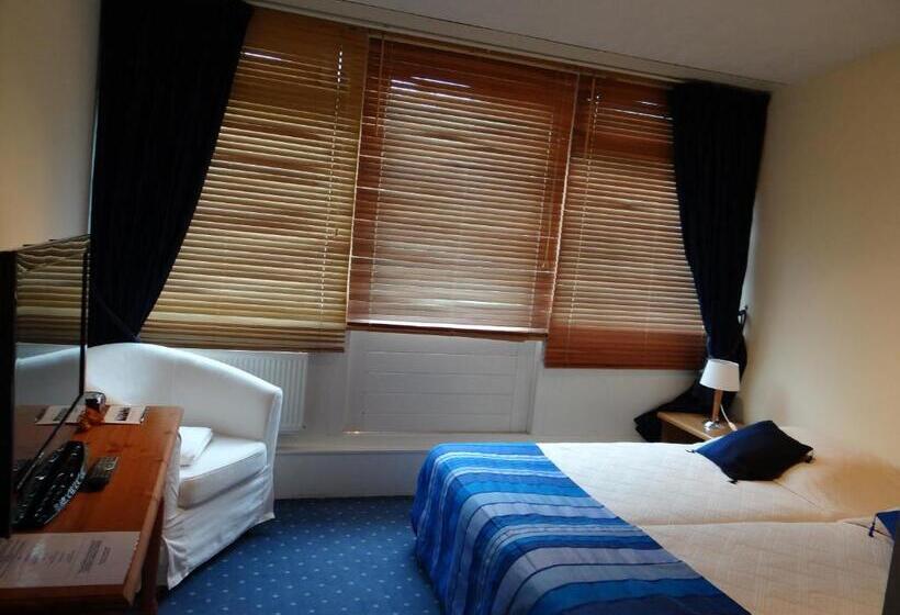 تختخواب و صبحانه The Waverly House