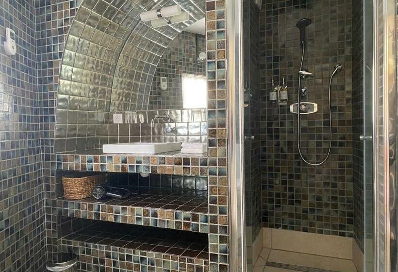 ベッドアンドブレックファースト Une Vie En Rose