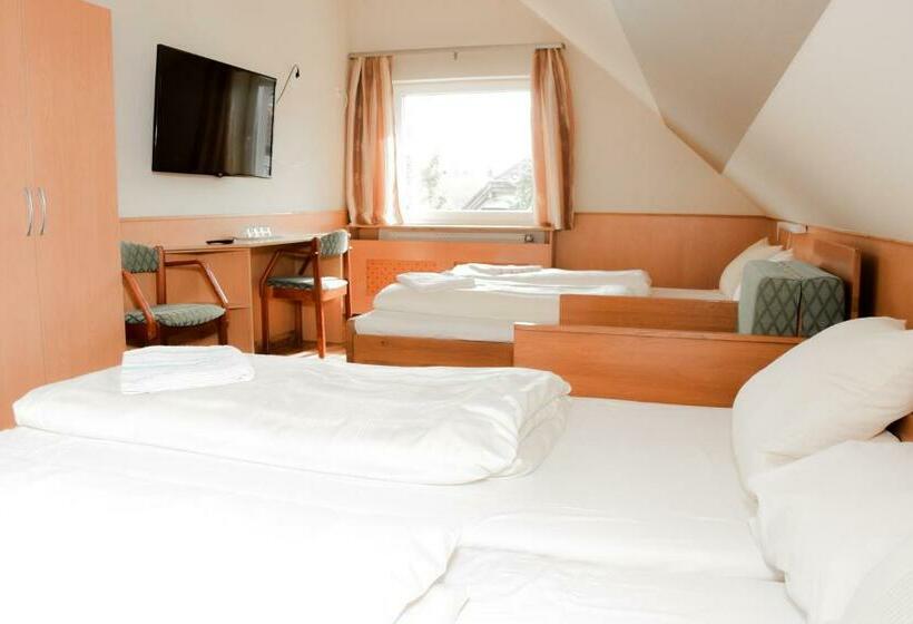 Csikar Csárda és Panzió