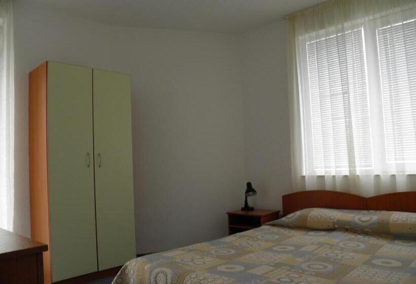 Family Hotel Maritime