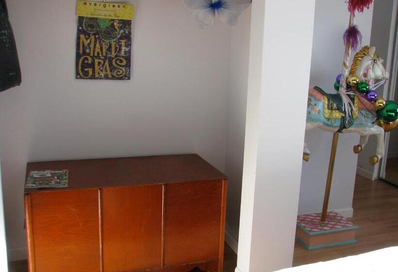 Fireflies Bed & Breakfast