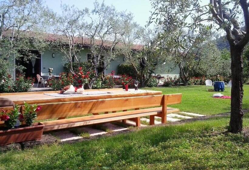 ホテル Agriturismo La Casetta