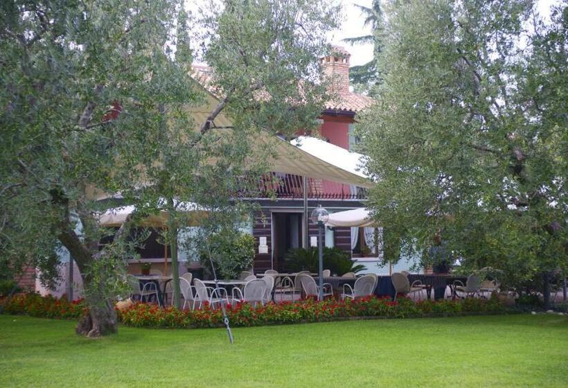 ホテル Agriturismo La Casetta