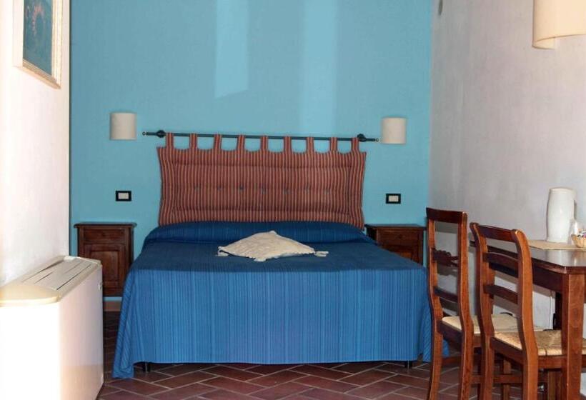 فندق Agriturismo La Vecchia Quercia