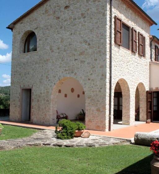 فندق Agriturismo La Vecchia Quercia