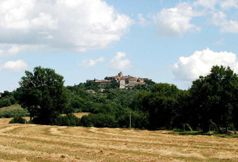 فندق Agriturismo La Vecchia Quercia