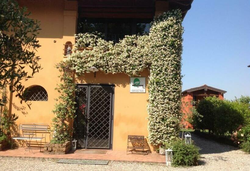 ホテル Azienda Agrituristica Santissima Trinità