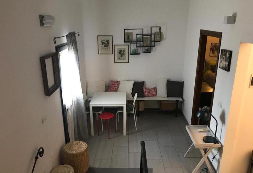 酒店 Azienda Agrituristica Santissima Trinità