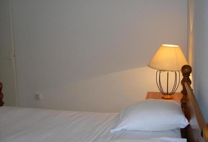 Отель Costa Verde