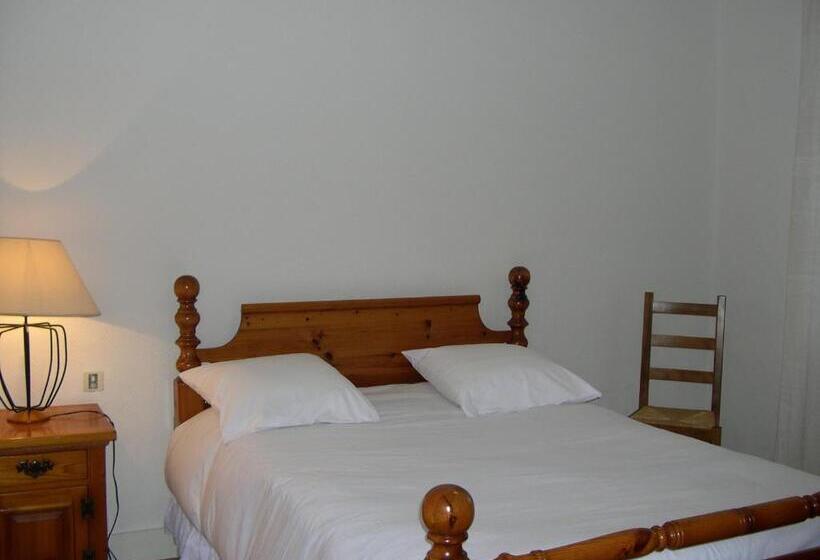 Отель Costa Verde