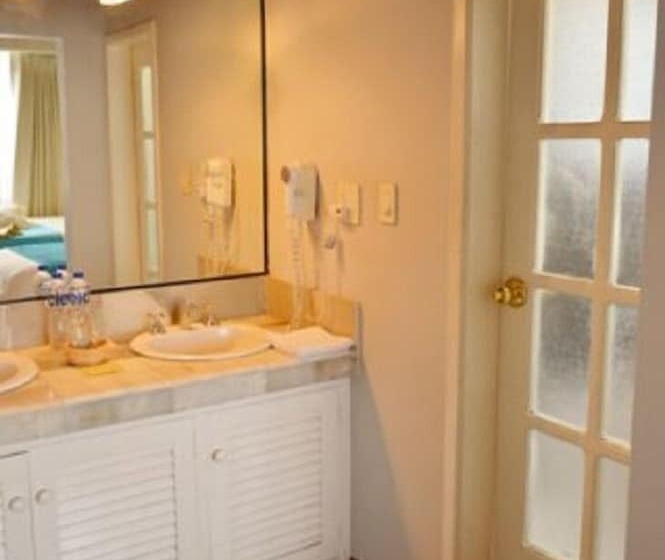 호텔 La Carolina Inn