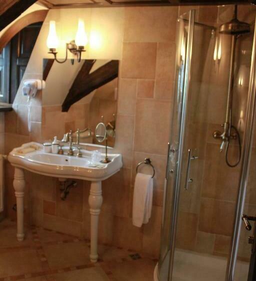 בית מלון כפרי Medieval