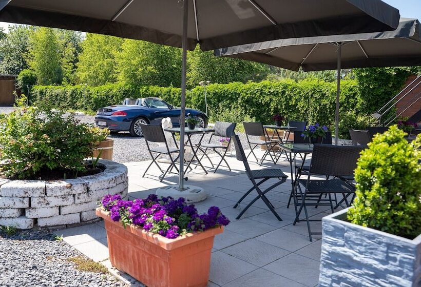 בית מלון כפרי Monika