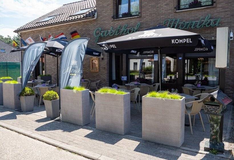 בית מלון כפרי Monika