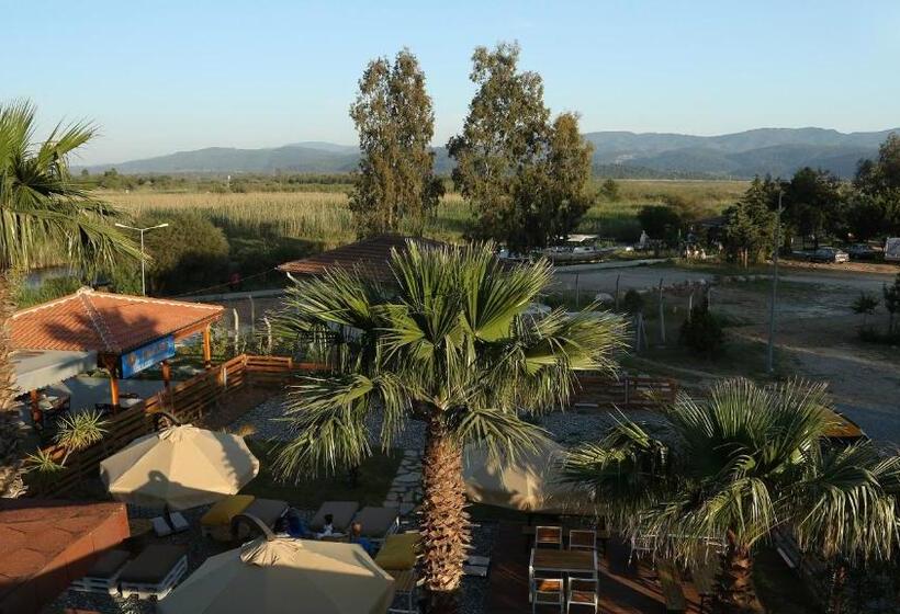 ホテル No 22 Riders  Inn