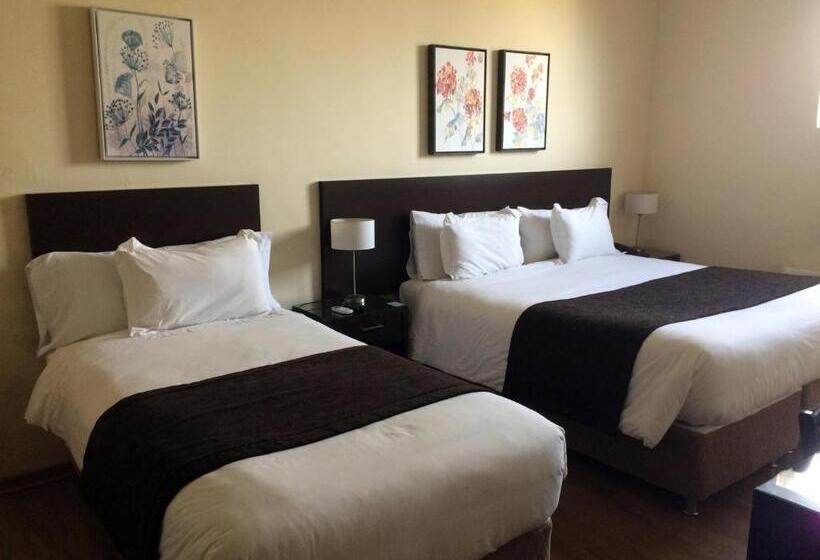 בית מלון כפרי Plaza Cienfuegos