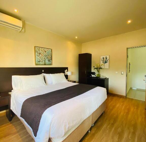 בית מלון כפרי Plaza Cienfuegos