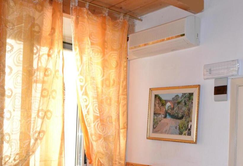 펜션 Amalfi Coast Room