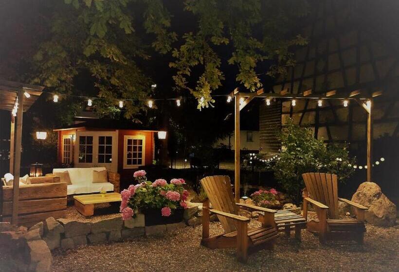 بنسيون Boutique Hotel Krone