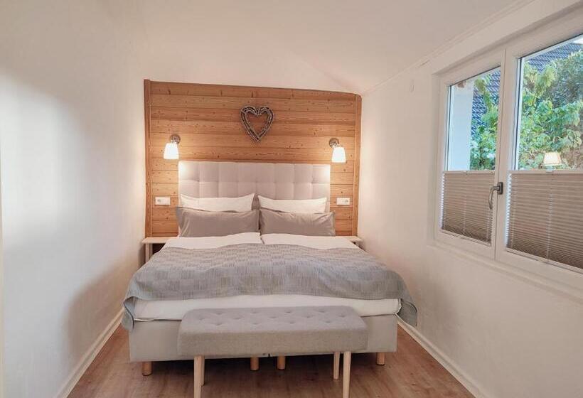 بنسيون Boutique Hotel Krone