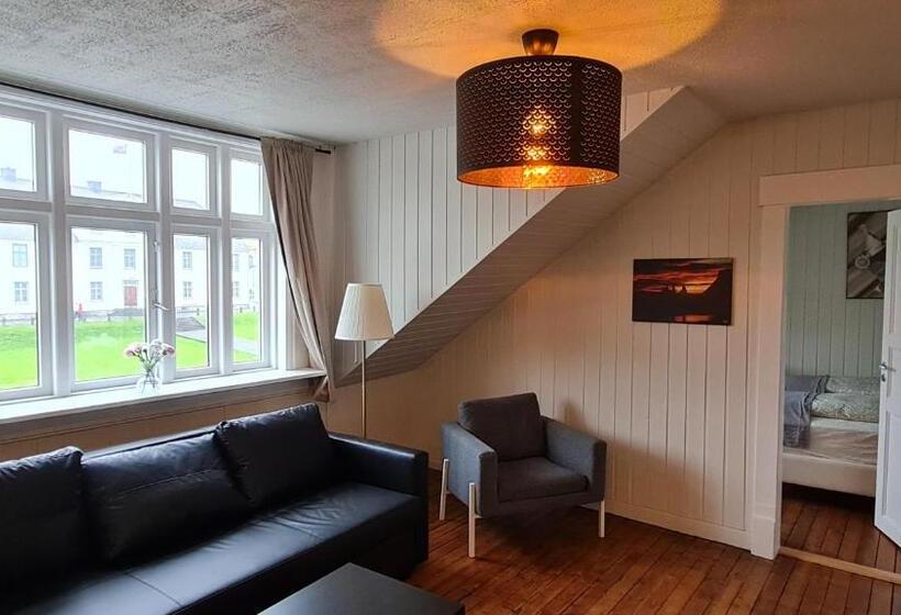 پانسیون Downtown Guesthouse Reykjavik