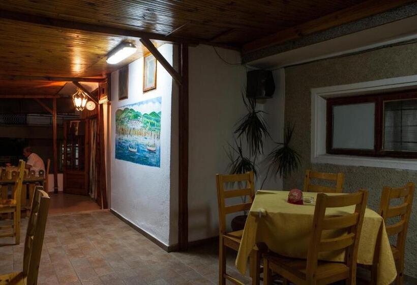 ペンション Guest Rooms Grudovi