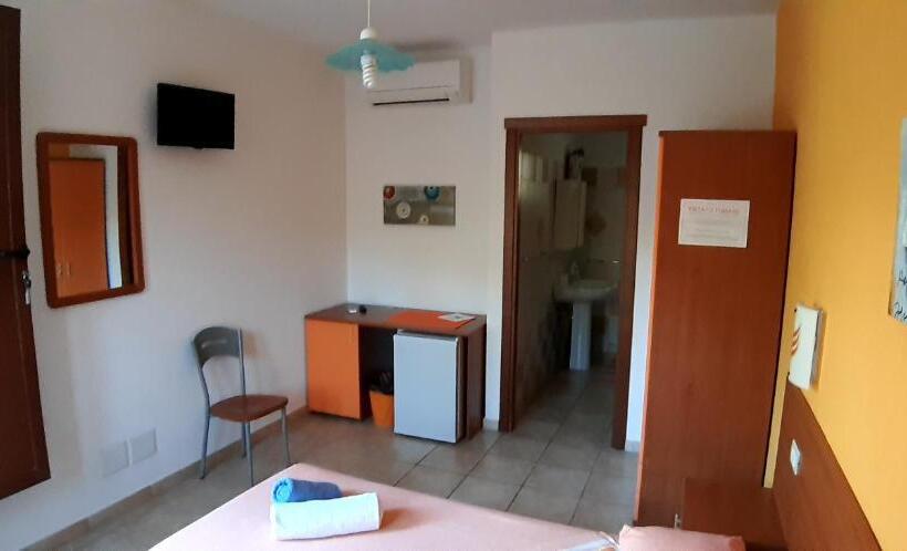 بنسيون Guesthouse Affittacamere Goloritzè