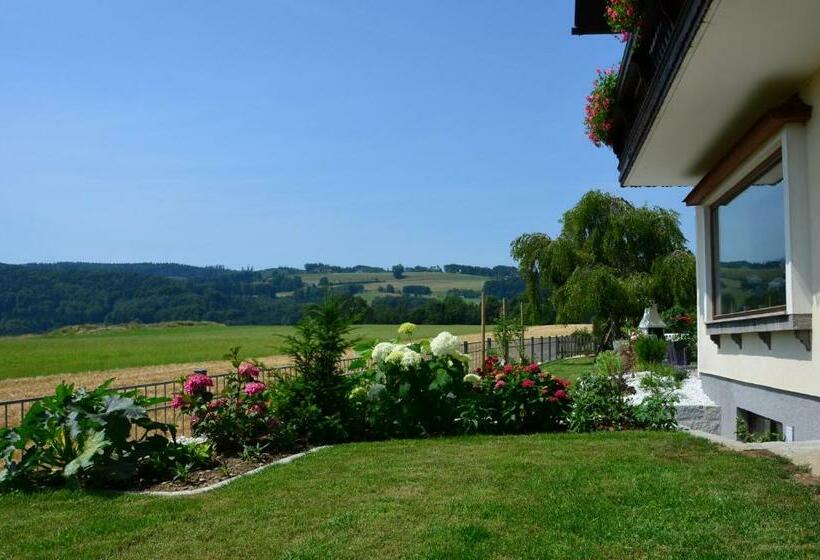 بنسيون Haus Gruber