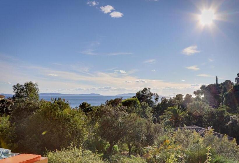 펜션 Les Iles D Or