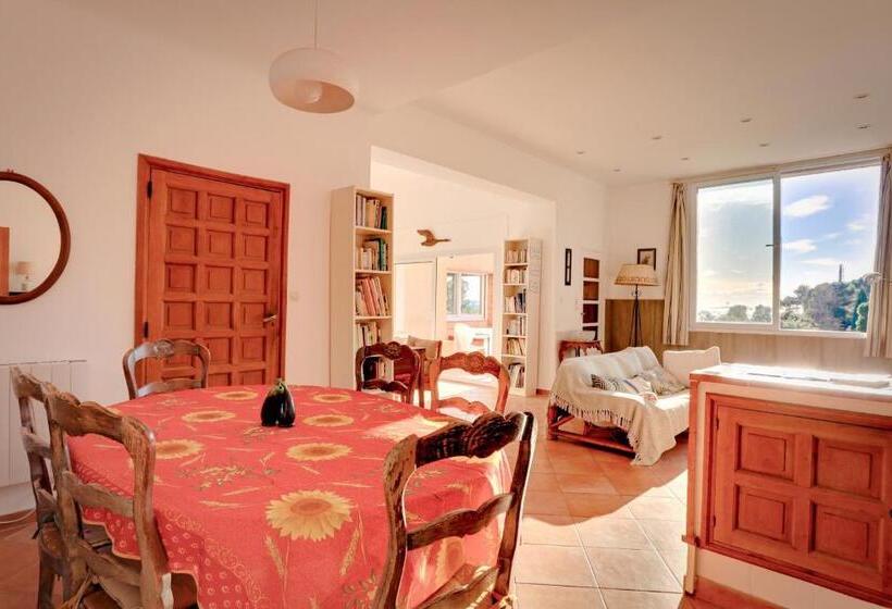 펜션 Les Iles D Or