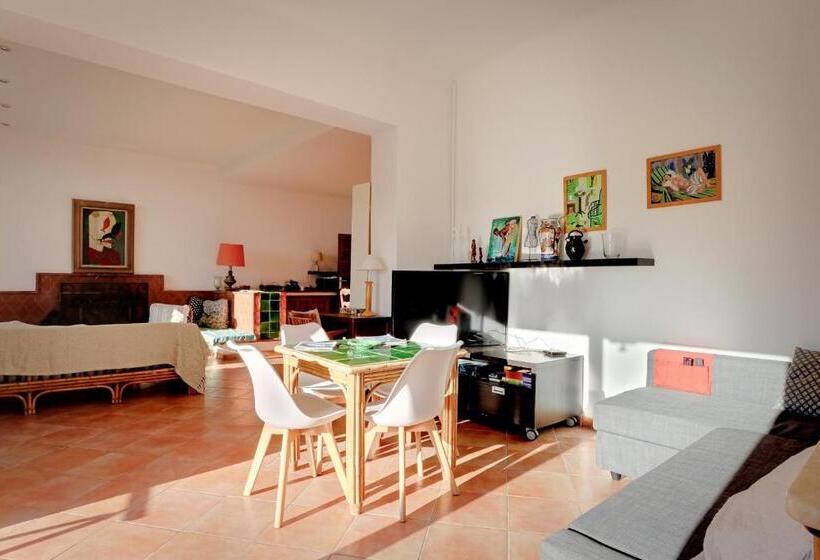 펜션 Les Iles D Or