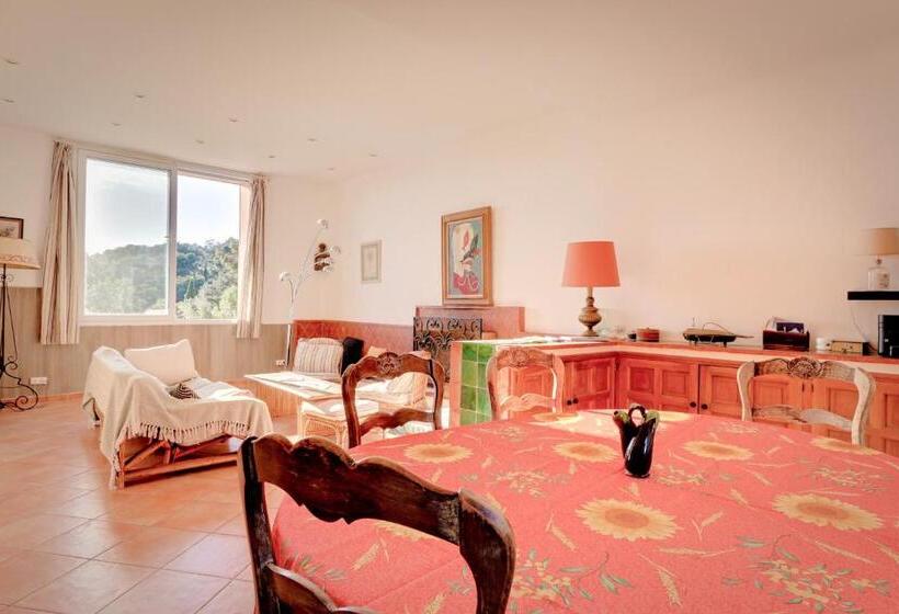 펜션 Les Iles D Or