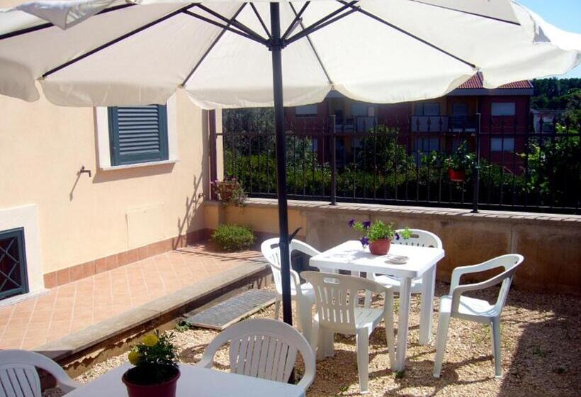 ペンション Piccola Perla Guest House