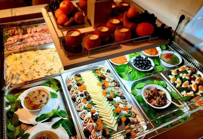 פנסיון Popasul Domnesc Resort& Spa Voronet Vue