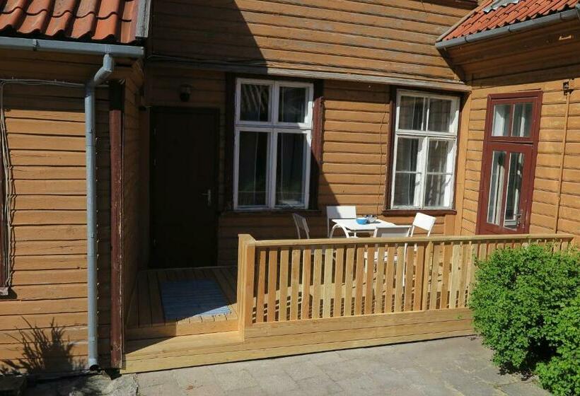 پانسیون Senoji Vaistine