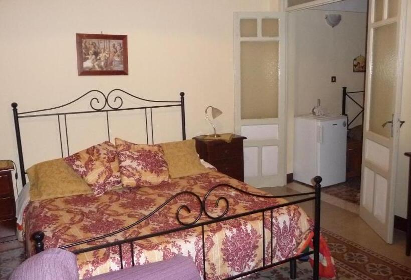 פנסיון Vecchia Carrucola