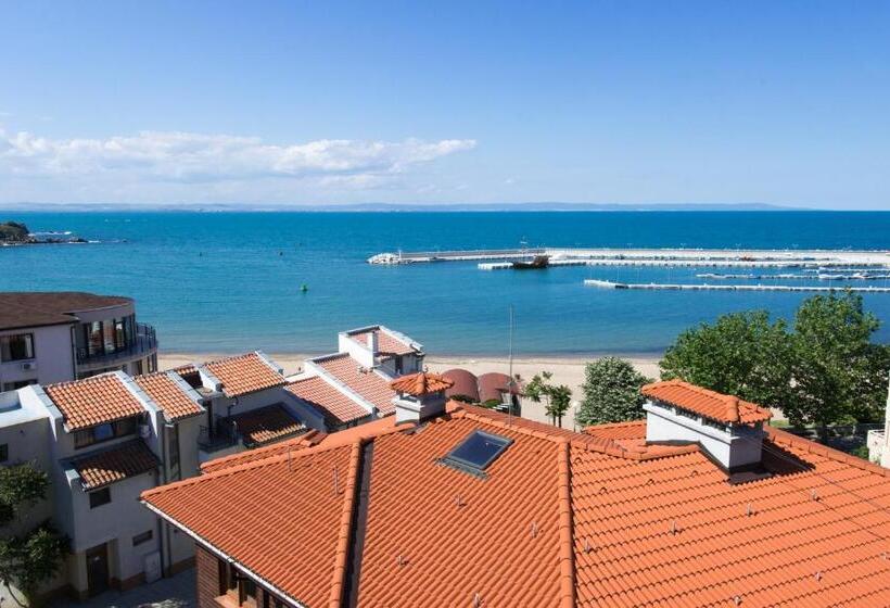 بنسيون Vromos Guest House